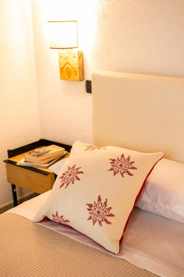 Green Mountain Lodge Oulx 外观 照片