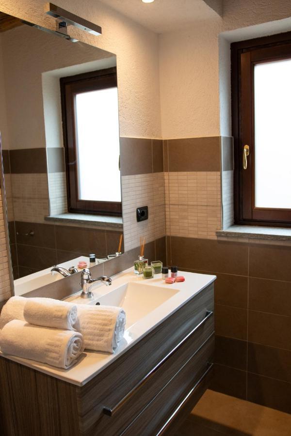 Green Mountain Lodge Oulx 外观 照片