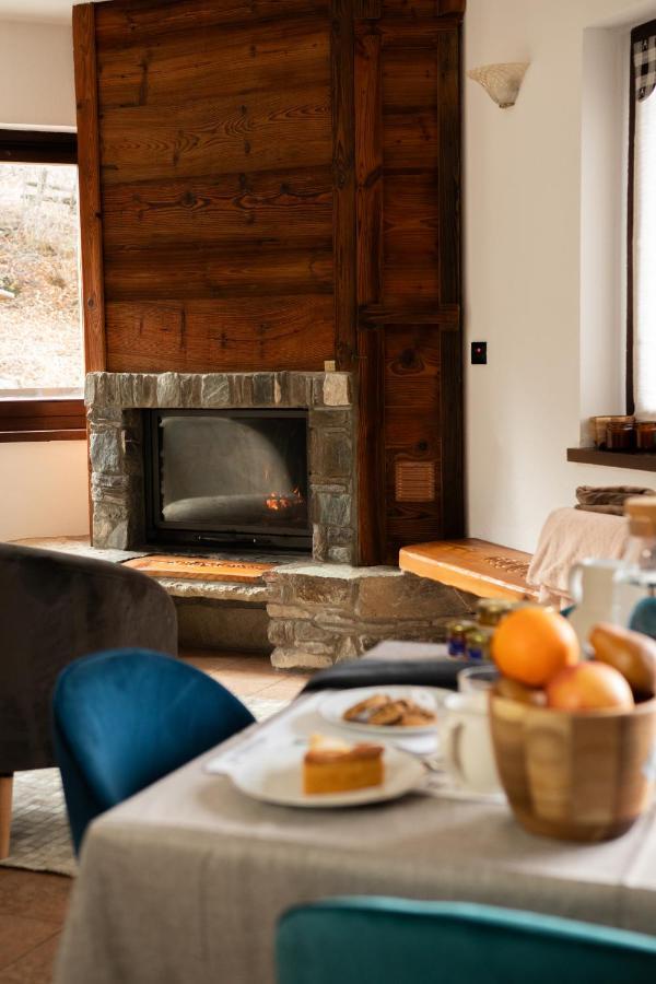 Green Mountain Lodge Oulx 外观 照片