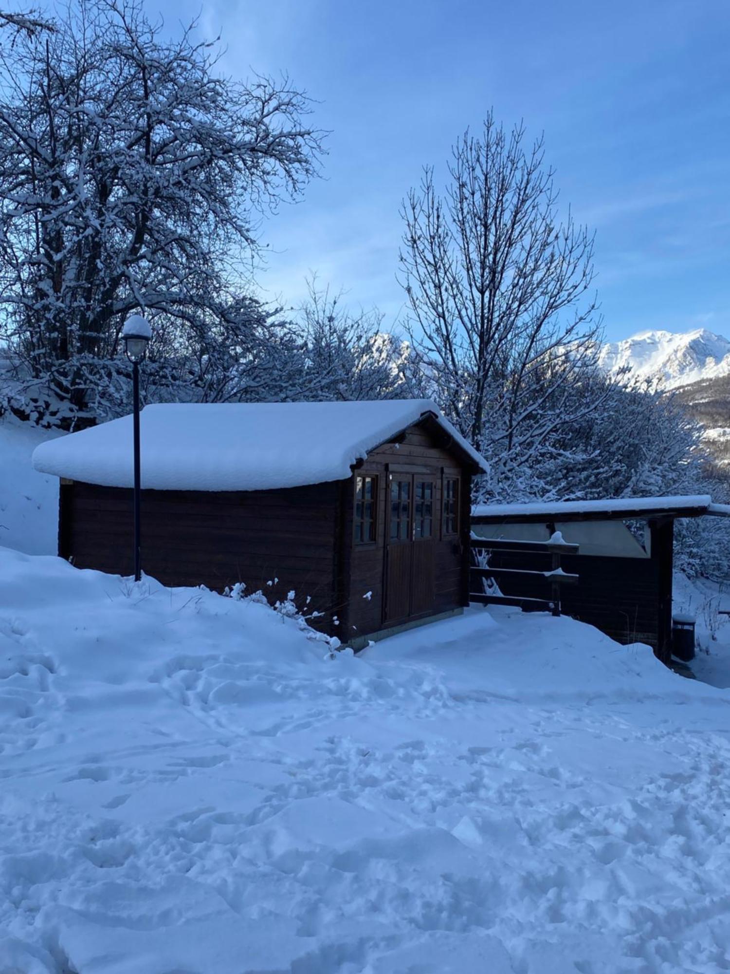 Green Mountain Lodge Oulx 外观 照片